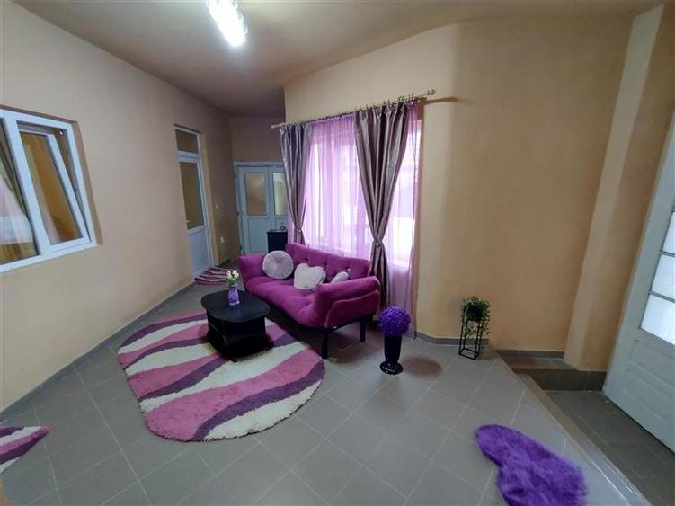 Racasdia, Casa Moderna, 174MP cu Teren 1104MP, Pret Negociabil - 66