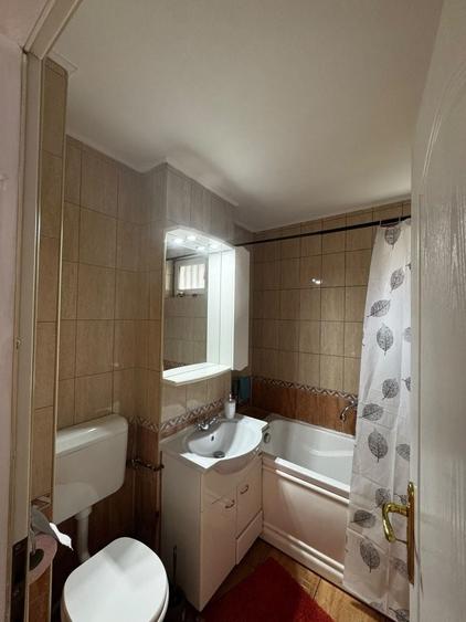 Apartament cu 2 camere semidecomandat în Centrul Istoric