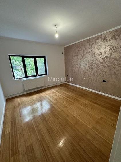 Vanzare Apartament 3 camere Vila la 1 Minut Metrou Tineretului Vanzare Apartament 3 camere Vila la 1 Minut Metrou Tineretului