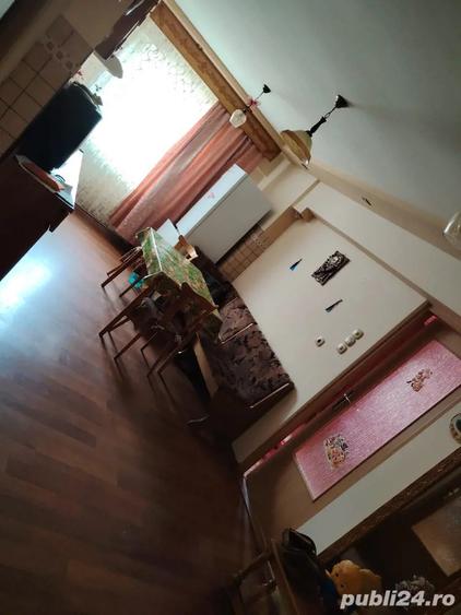 Vand apartament zona Brad - 1