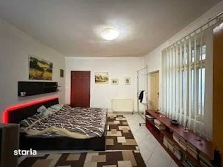 Casă cu 2 camere cu Teren 300 Mp în Nord
