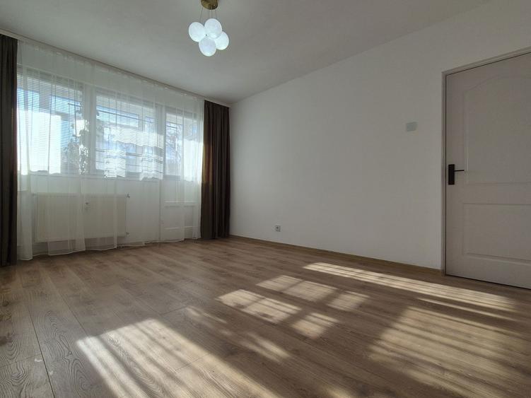 Apartament 2 camere decomandat, etaj 3/4, 49 mp, langa metrou Drumul Taberei, bloc tip P - 4