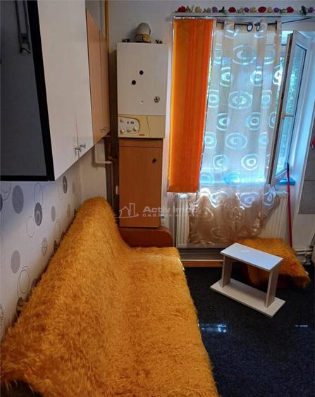 Camera- de inchiriat - Tractorul - 6