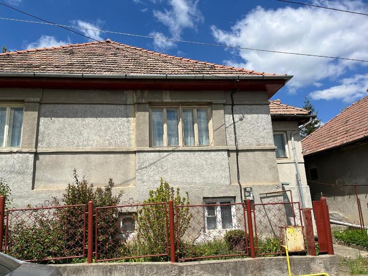 Casa familiala - 7