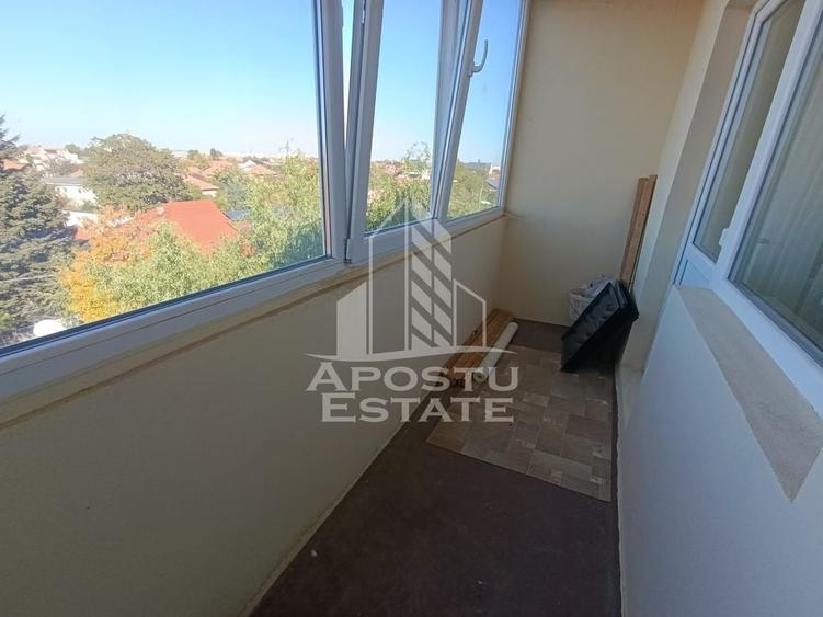 Apartament 3 camere, 2 balcoane, 2 bai, Bd.Dambovita. COMISION 0% - 8