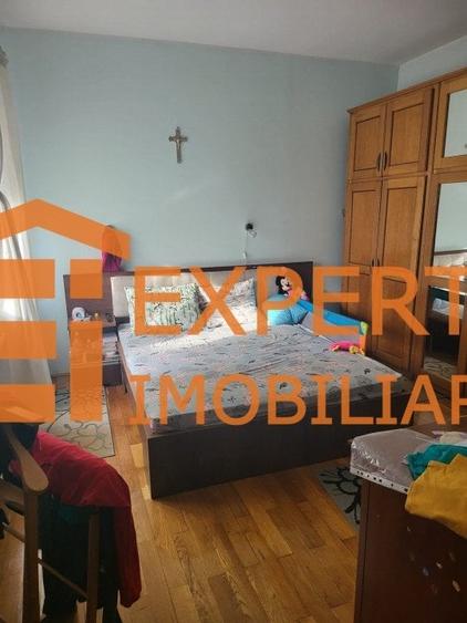 Casa situata in zona Bratianu din caramida - 4