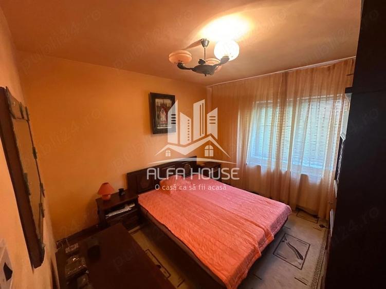 Apartament cu 4 camere decomandat în Govândari
