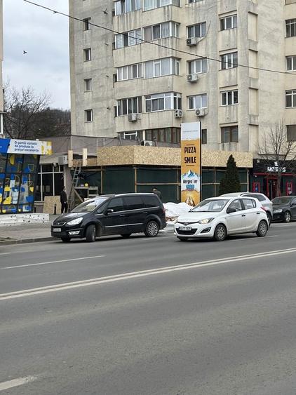 Inchiriez spatiu - 3