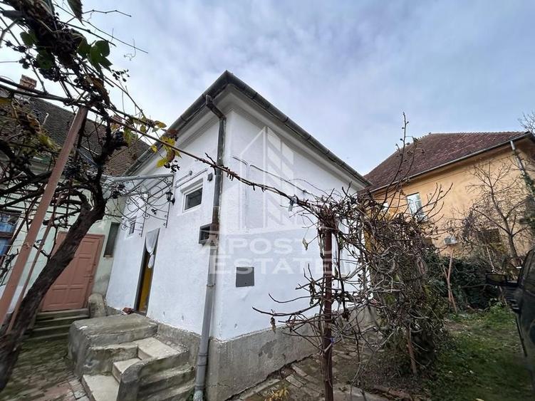 Apartament cu 3 camere la casa in zona Complexului Studentesc - 12