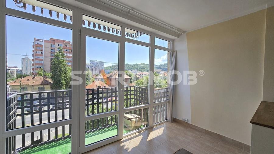 Apartament 3 camere semimobilat Onix - 2