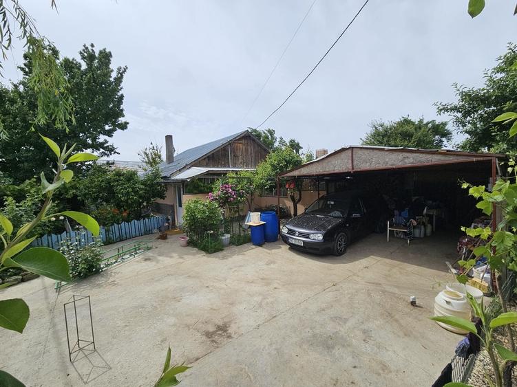 Casă cu 2 camere cu Teren 950 Mp în Exterior Vest