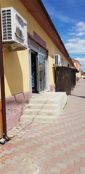 Vanzare spatiu comercial, Ghimbav, Central langa Primarie, vitrina - 31