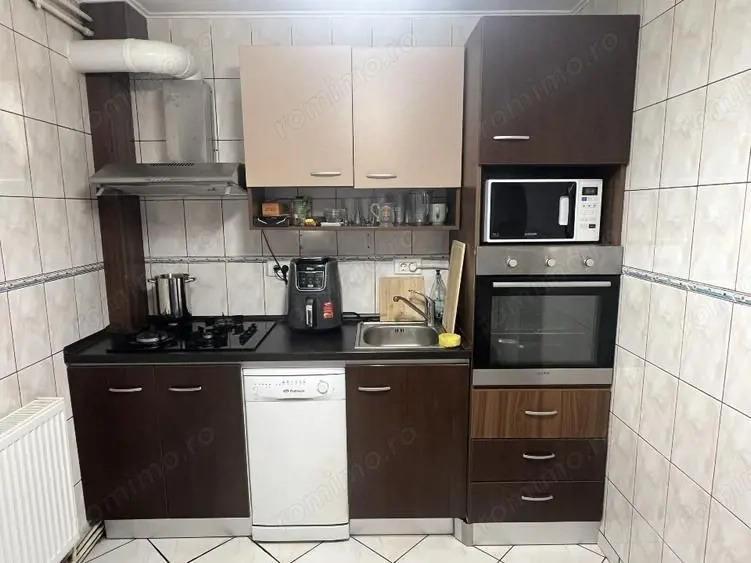 Apartament 3 camere parter decomandat, 67,7 mp, mobilat metrou - 13