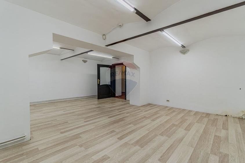 Apartament / spațiu multifuncțional de închiriat | Str. Castanilor - 9