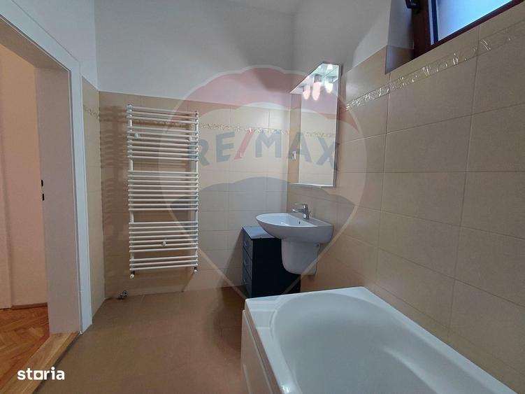 Casa cu 3 camere de inchiriat pe Str.Teliuc/Sibiu - 4