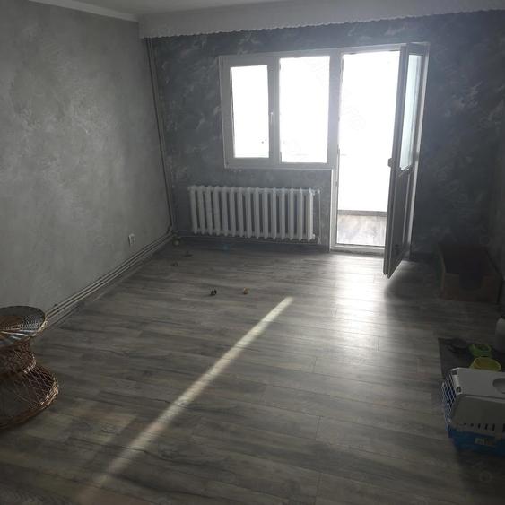 Decomandat 3camere ,2 bai Balcon mare,foarte calduris - 1