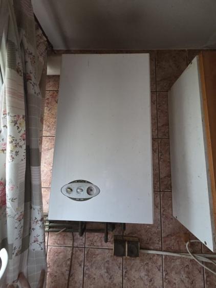 DE VANZARE-APARTAMENT 2 CAMERE-ALEXANDRU CEL BUN - 4