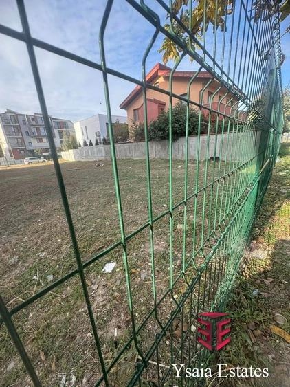 TEREN INTRAVILAN DE VANZARE -- COMPOZITORI - - 6