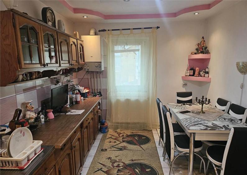 Resita, 3 Cam. Dec., Micro 4 - 9