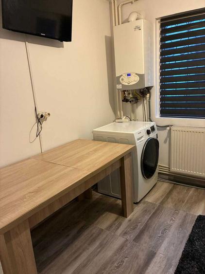 Apartament de vanzare - Zona McDonalds - 1