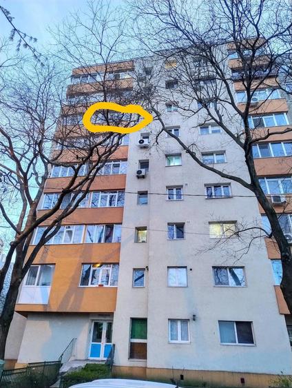 Proprietar vand garsoniera studio A.I. Electromagnetica, Liberty Mall Rahova, Sebastian, - 6