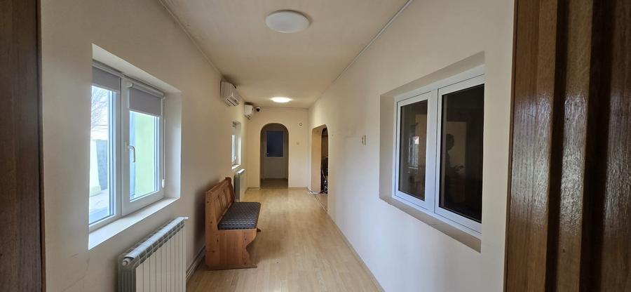 Oportunitate ,Casa 5camere, pod 100 mp ,ICIL, pe colt,3 intrari ,2 centrale gaze - 2
