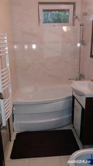 Inchiriez ap 3 camere central - 1