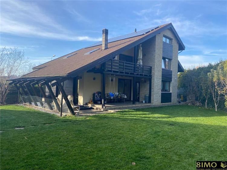 Vila spectaculoasa de vanzare pe strada Roma - 3