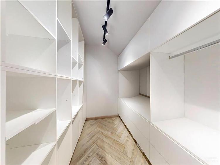 Resedinta high-tech, lot privat 1.000 mp, Tarlungeni, Brasov: Tut LIVE! - 23