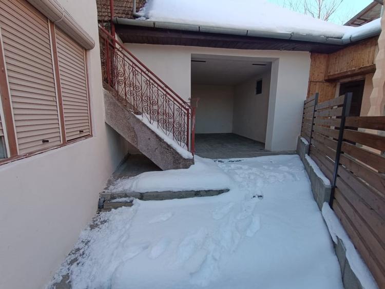 Casă renovabilă de vânzare – Aiud - 10