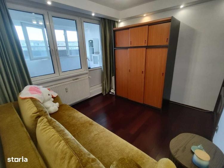 Apartament cu 3 camere decomandat în Gorjului