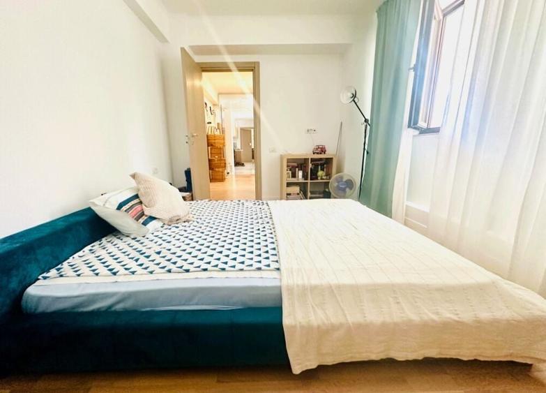 VANZARE 2 cam 70 mpu vis a vis de Stejarii Residence - 7