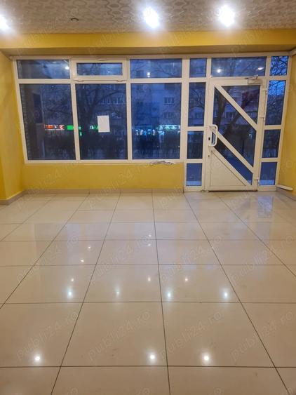 Inchiriez spa?iu comercial 80 mp zona Belvedere Nicolina - 1