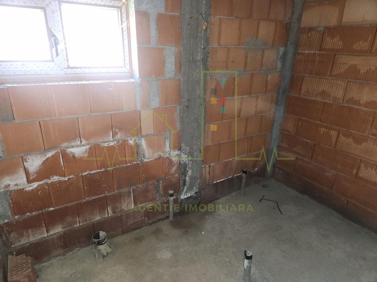 Casa individuala. 700 mp teren. Terasa mare. Suprafete generoase. - 9