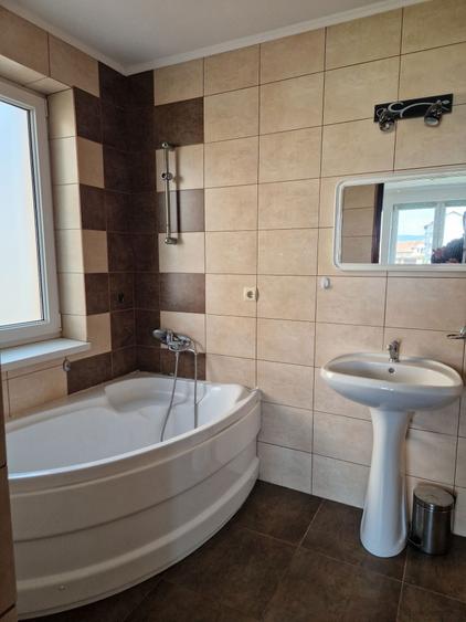 Inchiriez apartament panoramic 90mp utilat - 5