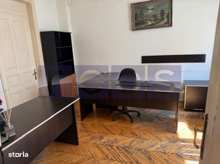 Casă cu 5 camere cu Canalizare în Dudești