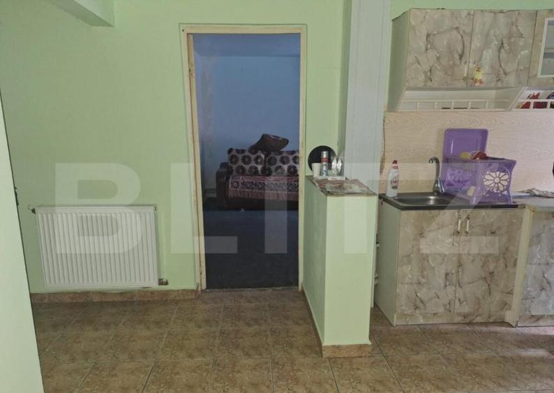 Apartament de vanzare cu 3 camere, 63mp, decomandat - zona - 6