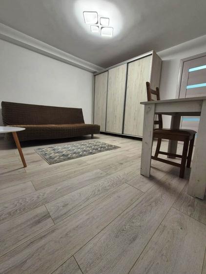 Garsonieră strada Mesteacănului - 3