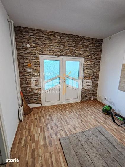 Imobil compus din casa si 1800mp teren in Suburbia Brodoc, judet Vaslu - 3
