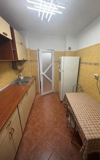 Apartament cu 2 camere decomandat în Tineretului