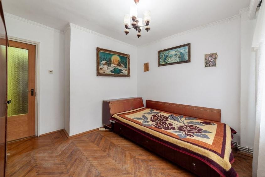 Apartament cu 2 camere decomandat, mobilat în Banat