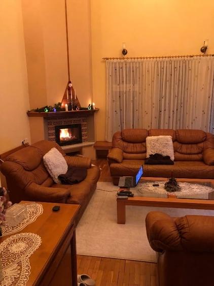 Casă individuală cu 5 camere cu Teren 4400 Mp în Nord-Vest