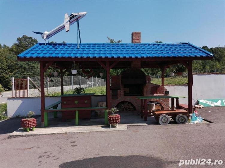 Spațiu comercial, de 500 mp, în Baia de Fier