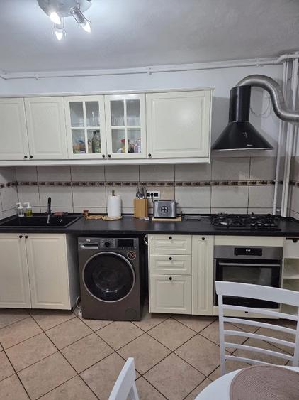 Apartament cu 2 camere decomandat în 13 Septembrie
