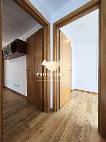 Apartament cu 3 camere decomandat, mobilat în Arcul de Triumf