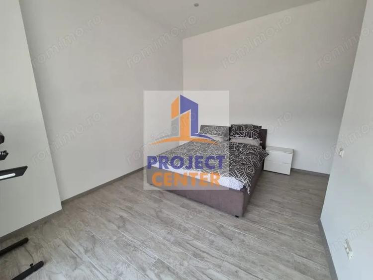 Apartament cu 4 camere decomandat în Central