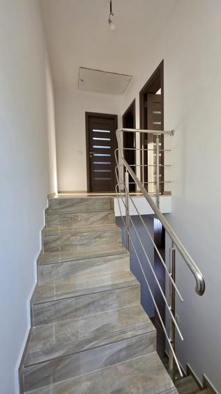 Duplex cu 3 camere cu Canalizare în Trivale Platou