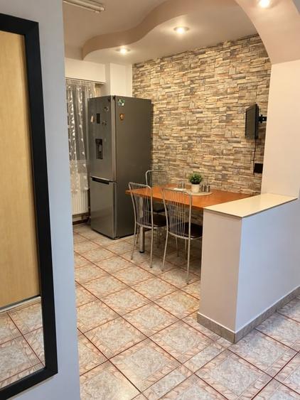 Apartament cu 2 camere semidecomandat, mobilat în 1 Decembrie 1918