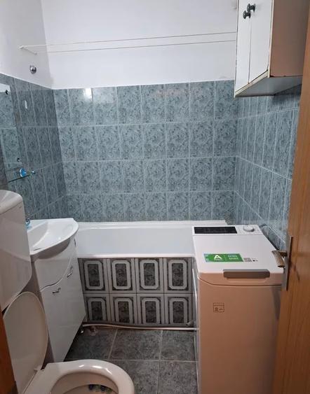 Apartament cu 2 camere nedecomandat, mobilat în Podu Roș