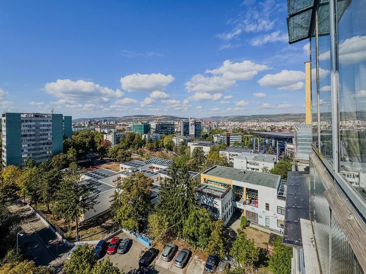 Apartament cu 2 camere semidecomandat, mobilat în Gheorgheni